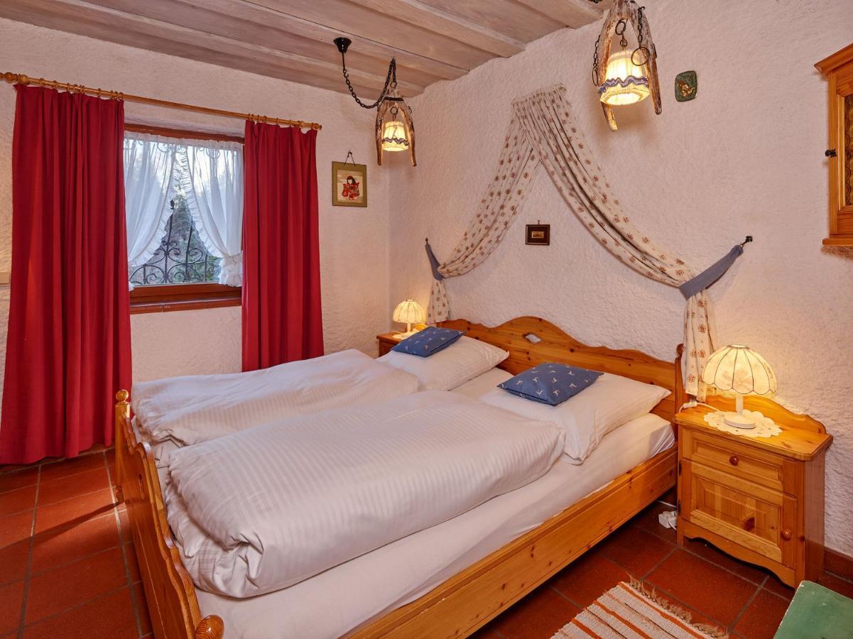 Alpenchalet Zum Jeremia Grainau Szoba fotó